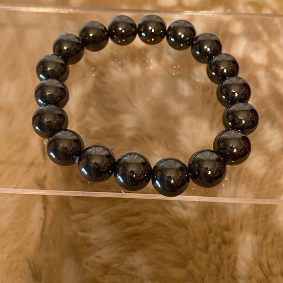 10mm Hematite Crystal Bead Stretch Bracelet - Picture 5 of 10